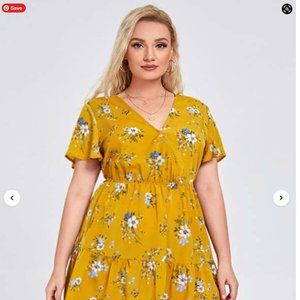 SHEIN Plus Flounce Sleeve Floral Dress